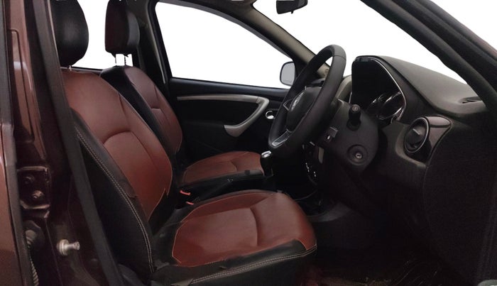 2019 Renault Duster 85 PS RXS MT DIESEL, Diesel, Manual, 1,17,943 km, Right Side Front Door Cabin