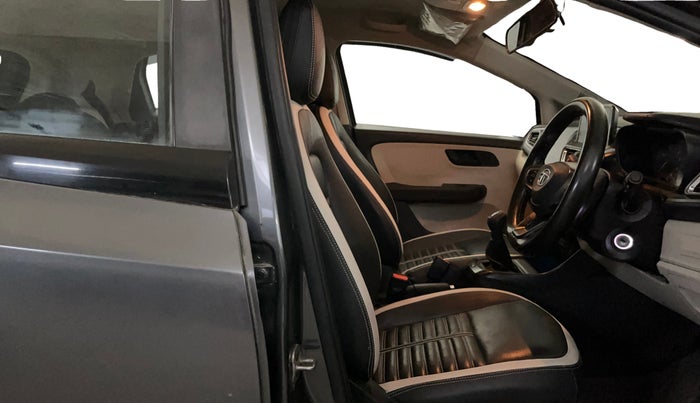 2021 Tata ALTROZ XM PLUS PETROL, Petrol, Manual, 19,907 km, Right Side Front Door Cabin