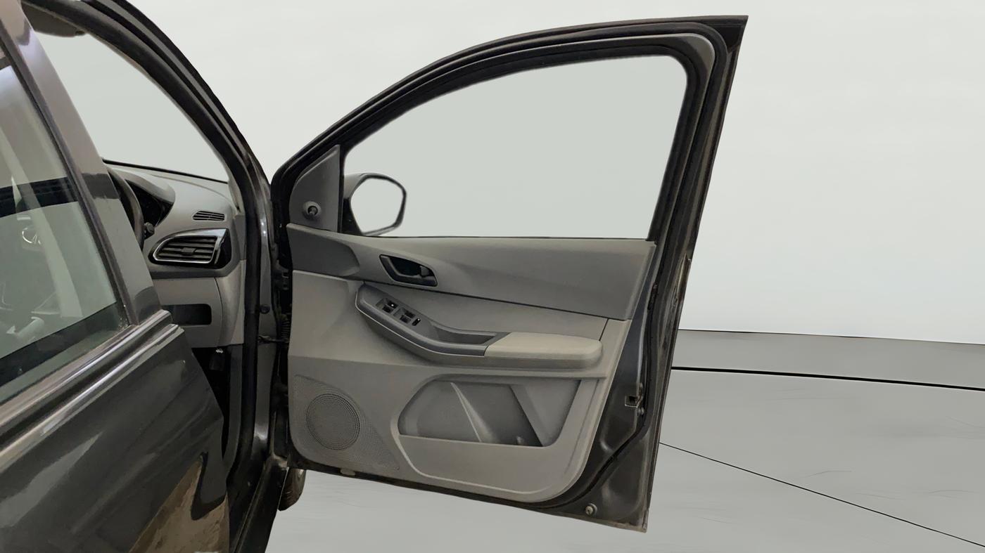 2023 Tata TIGOR XM CNG, CNG, Manual, 28,002 km, RHS Front Door