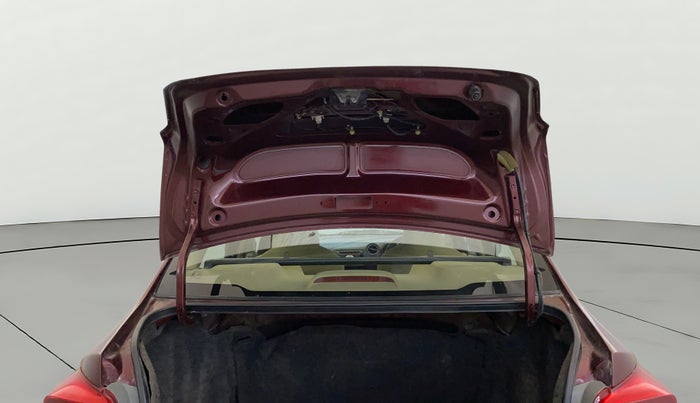 2013 Honda Amaze 1.2L I-VTEC S, Petrol, Manual, 1,17,789 km, Boot Door Open