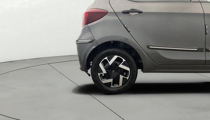 2025 Tata Tiago XM PETROL, Petrol, Manual, 4,416 km, Right Rear Wheel