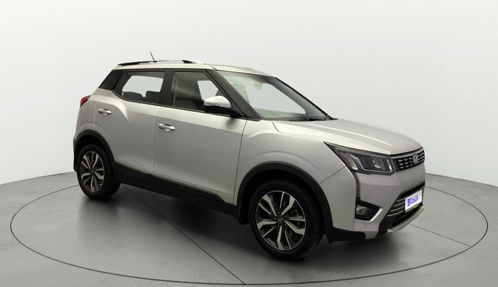 2019 Mahindra XUV300 W8 (O) 1.5 DIESEL, Diesel, Manual, 79,741 km, Right Front Diagonal