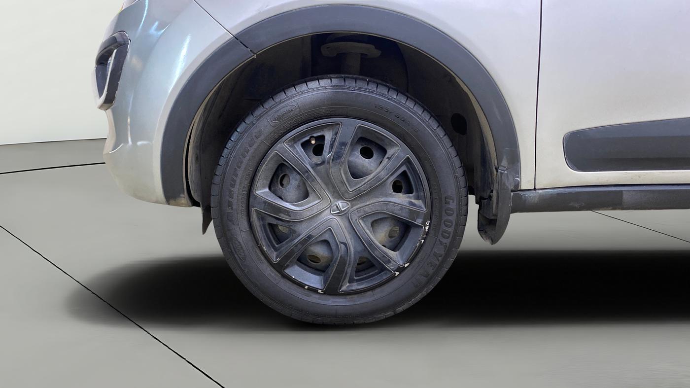 2018 Tata NEXON XT PETROL, Petrol, Manual, 62,008 km, Left Front Wheel