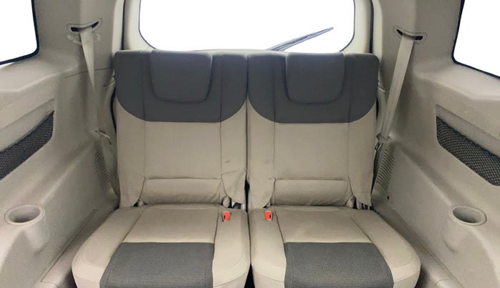2015 Mahindra XUV500 W6, Diesel, Manual, 54,569 km, Third Seat Row ( optional )