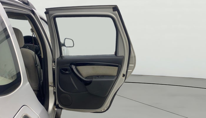 2015 Renault Duster 85 PS RXL DIESEL, Diesel, Manual, 1,46,319 km, RHS Rear Door