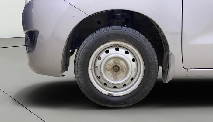 2017 Maruti Wagon R 1.0 LXI CNG, CNG, Manual, 1,00,490 km, Left Front Wheel