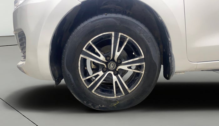 2018 Maruti Swift VXI AMT, Petrol, Automatic, 30,281 km, Left Front Wheel
