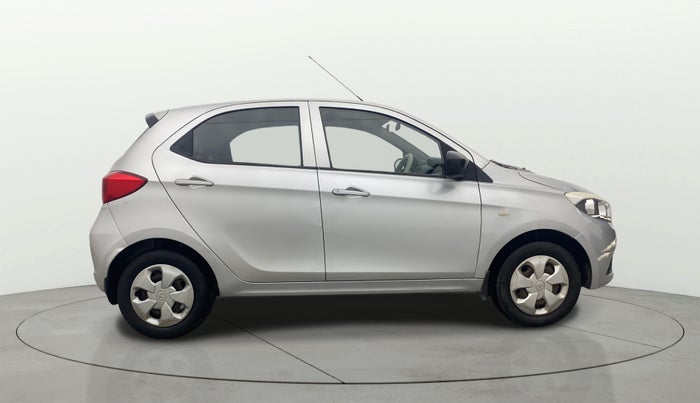 2018 Tata Tiago XT PETROL, Petrol, Manual, 1,28,118 km, Right Side View