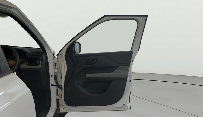 2025 Tata PUNCH Adventure Plus, Petrol, Manual, 2,531 km, RHS Front Door