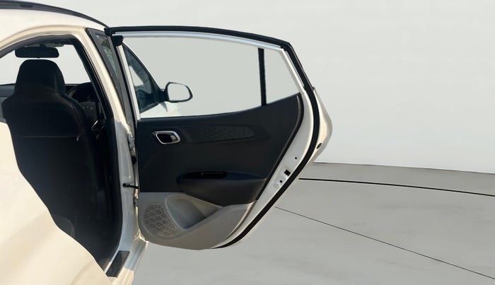 2021 Hyundai GRAND I10 NIOS ASTA 1.2 KAPPA VTVT, Petrol, Manual, 1,37,594 km, RHS Rear Door