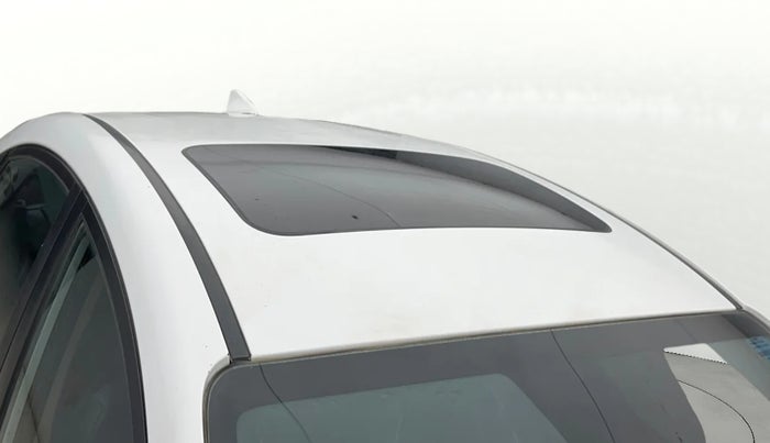 2019 Hyundai Verna 1.6 VTVT SX + AT, Petrol, Automatic, 51,901 km, Roof