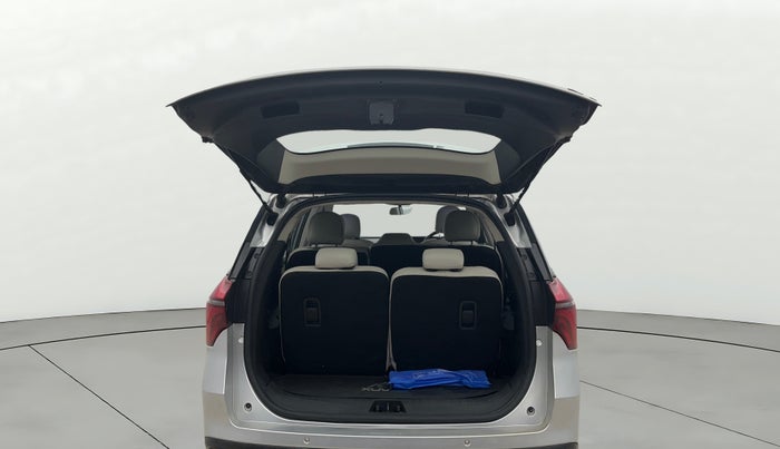 2022 Mahindra XUV700 AX 5 D AT 7 STR, Diesel, Automatic, 65,725 km, Boot Door Open