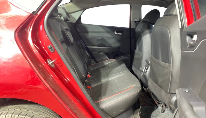 2020 Hyundai Verna SX (O) 1.0 TURBO DCT, Petrol, Automatic, 37,378 km, Right Side Rear Door Cabin