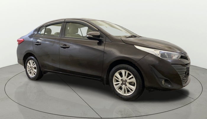 2018 Toyota YARIS V MT, Petrol, Manual, 97,410 km, Right Front Diagonal