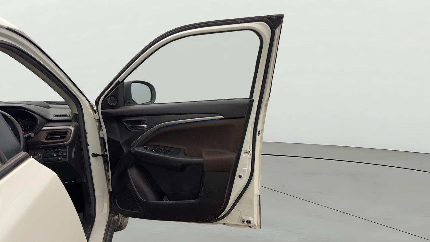 2024 Maruti BREZZA ZXI + AT SMART HYBRID, Petrol, Automatic, 9,544 km, RHS Front Door