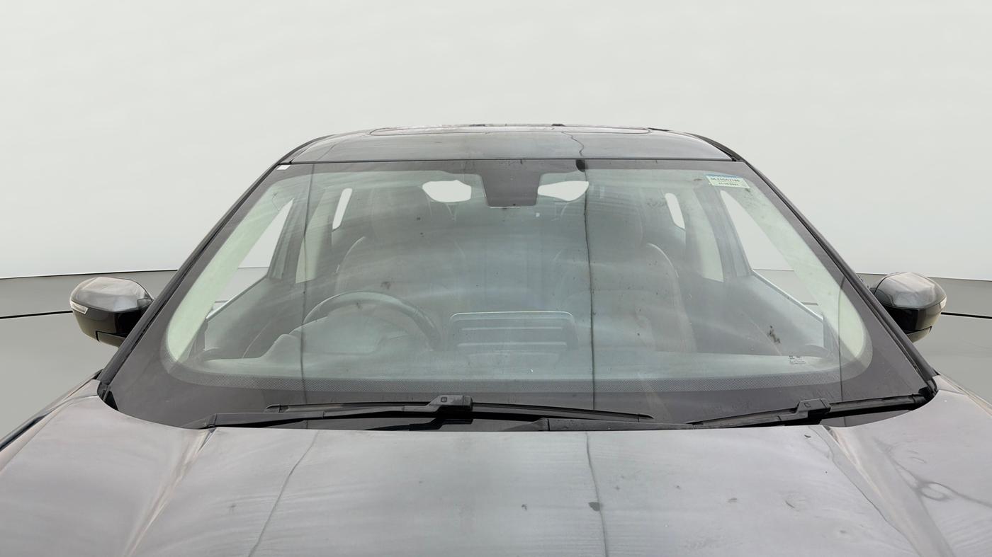 2021 Tata Harrier XZ PLUS 2.0L, Diesel, Manual, 90,184 km, Front Windshield