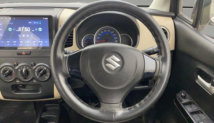 2017 Maruti Wagon R 1.0 VXI, Petrol, Manual, 47,867 km, Steering Wheel Close Up