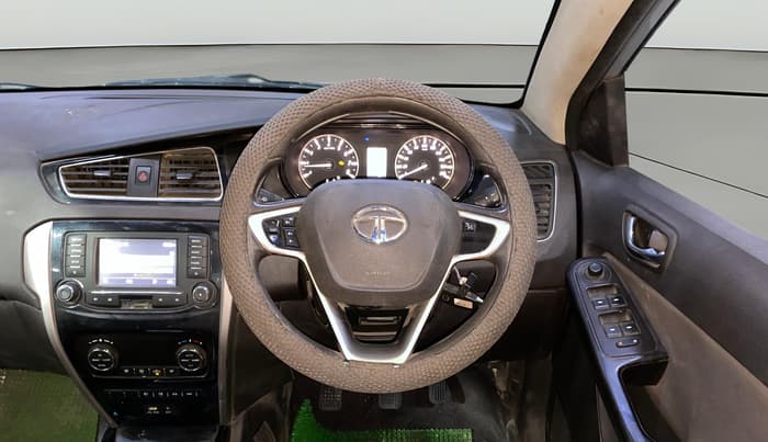 2015 Tata Bolt XT REVOTRON, CNG, Manual, 48,575 km, Steering Wheel Close Up