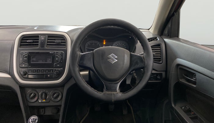 2017 Maruti Vitara Brezza VDI (O), Diesel, Manual, 1,16,957 km, Steering Wheel Close Up
