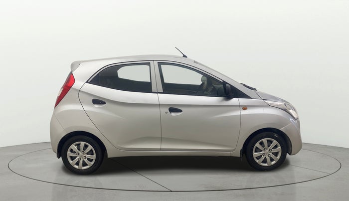 2014 Hyundai Eon MAGNA +, Petrol, Manual, 40,419 km, Right Side View