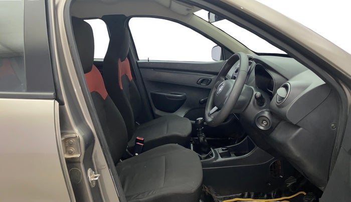 2016 Renault Kwid RXL, Petrol, Manual, 48,881 km, Right Side Front Door Cabin