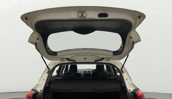 2020 Maruti S Cross ALPHA 1.5, Petrol, Manual, 39,225 km, Boot Door Open