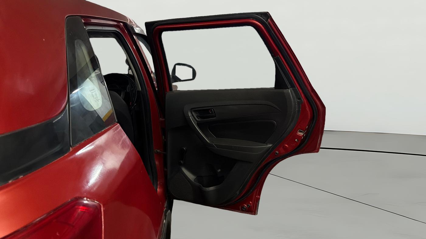 2018 Maruti Vitara Brezza LDI, Diesel, Manual, 1,32,045 km, RHS Rear Door