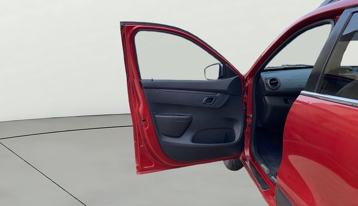 2023 Renault Kwid RXT 1.0 AMT, Petrol, Automatic, 10,354 km, LHS Front Door