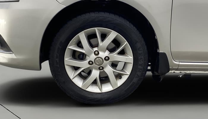 2017 Nissan Sunny XV DIESEL, Diesel, Manual, 81,545 km, Left Front Wheel