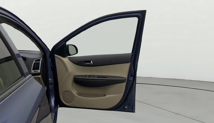 2013 Hyundai i20 SPORTZ 1.4 CRDI, Diesel, Manual, 89,274 km, RHS Front Door