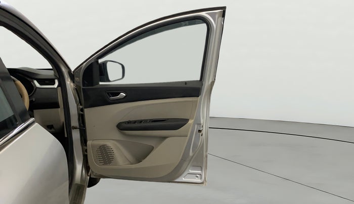 2021 Renault TRIBER RXZ, CNG, Manual, 48,940 km, RHS Front Door