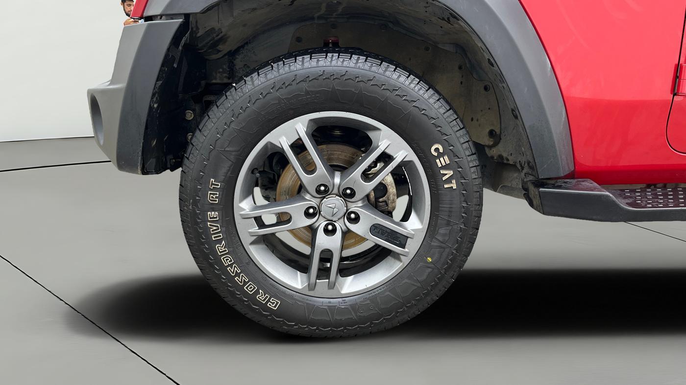 2024 Mahindra Thar LX D AT 4WD HT, Diesel, Automatic, 33,639 km, Left Front Wheel