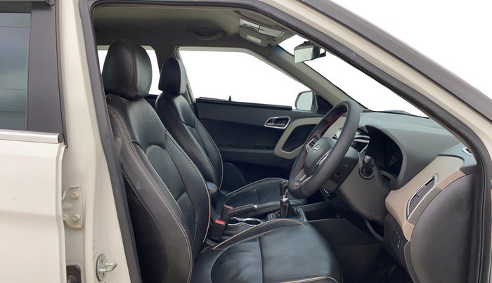 2016 Hyundai Creta SX PLUS 1.6 PETROL, Petrol, Manual, 63,797 km, Right Side Front Door Cabin