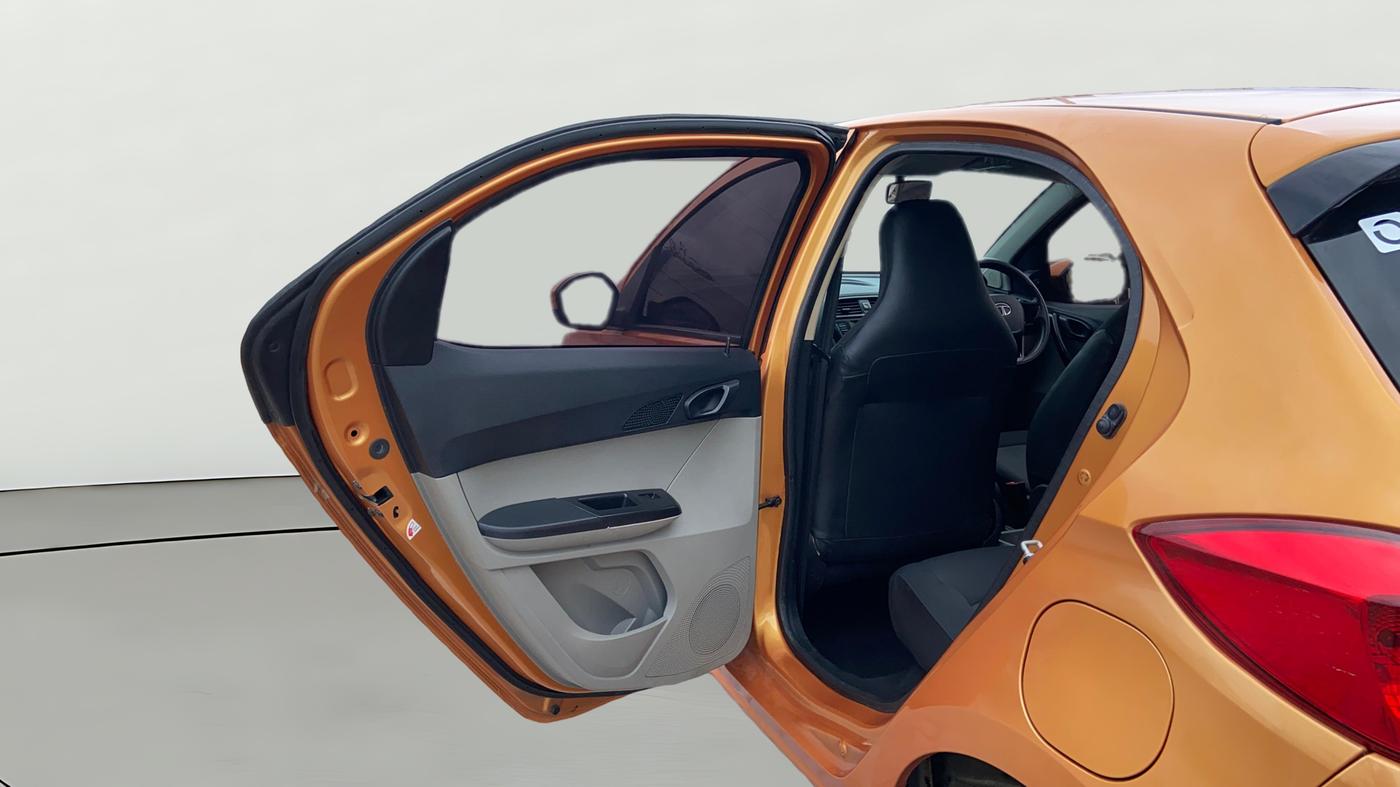 2018 Tata Tiago XT PETROL, Petrol, Manual, 42,296 km, LHS Rear Door