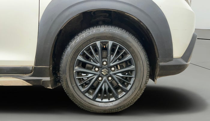 2022 Maruti XL6 ALPHA AT, Petrol, Automatic, 63,852 km, Right Front Wheel