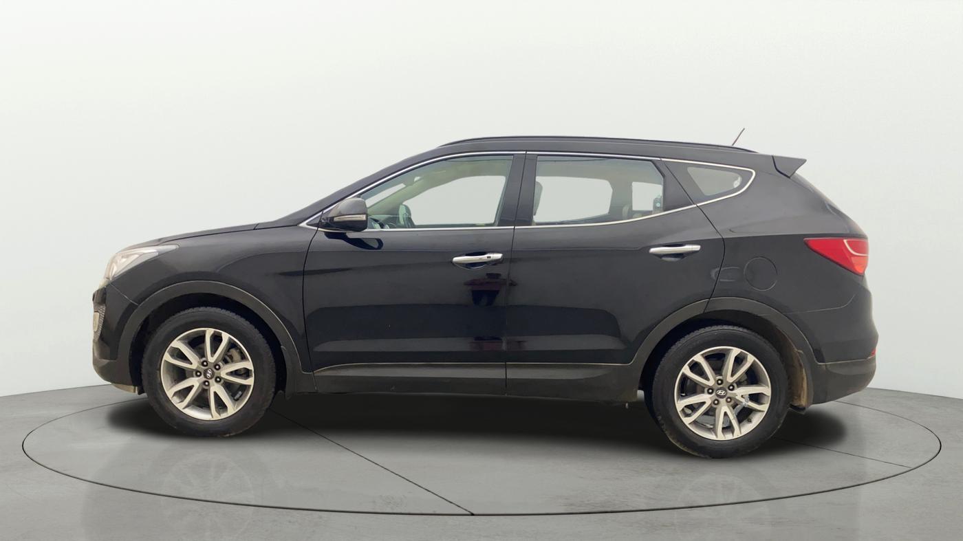 2015 Hyundai Santa Fe 4 WD AT, Diesel, Automatic, 67,536 km, Left Side