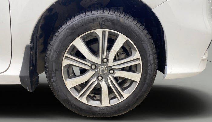 2022 Honda City 1.5L I-VTEC V MT 5TH GEN, Petrol, Manual, 45,734 km, Right Front Wheel