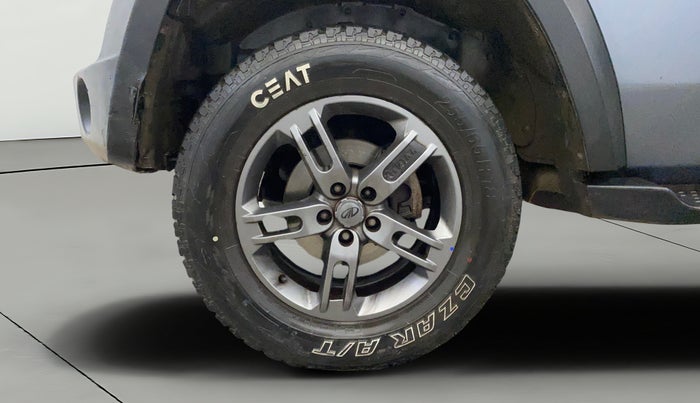 2021 Mahindra Thar LX PETROL HT 4WD AT, Petrol, Automatic, 29,073 km, Left Front Wheel