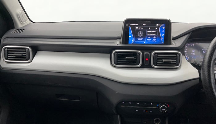 2021 Tata PUNCH CREATIVE AMT 1.2 RTN DUAL TONE, Petrol, Automatic, 29,576 km, Air Conditioner