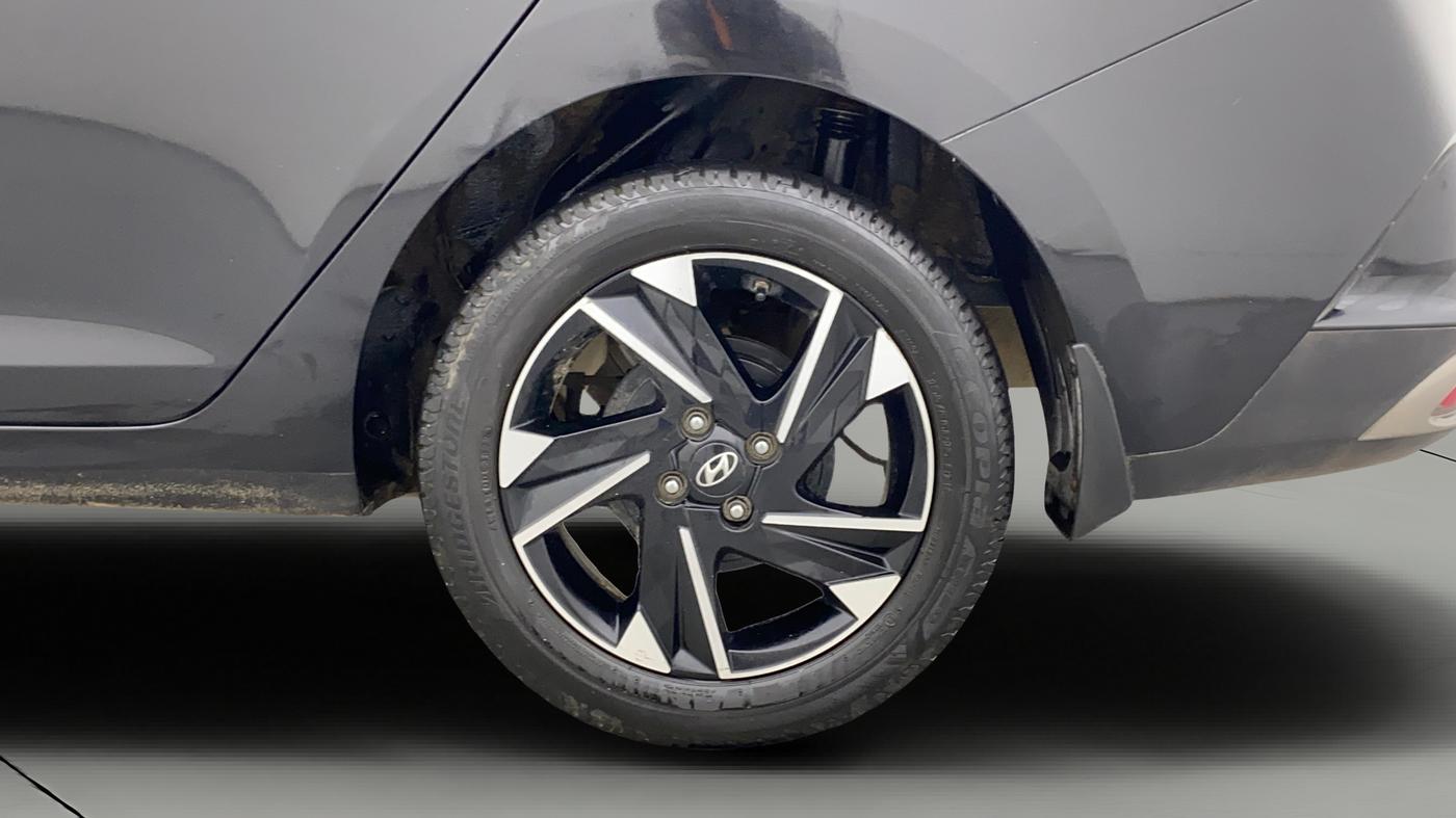 2022 Hyundai Verna SX (O)1.5 VTVT, Petrol, Manual, 27,934 km, Left Rear Wheel