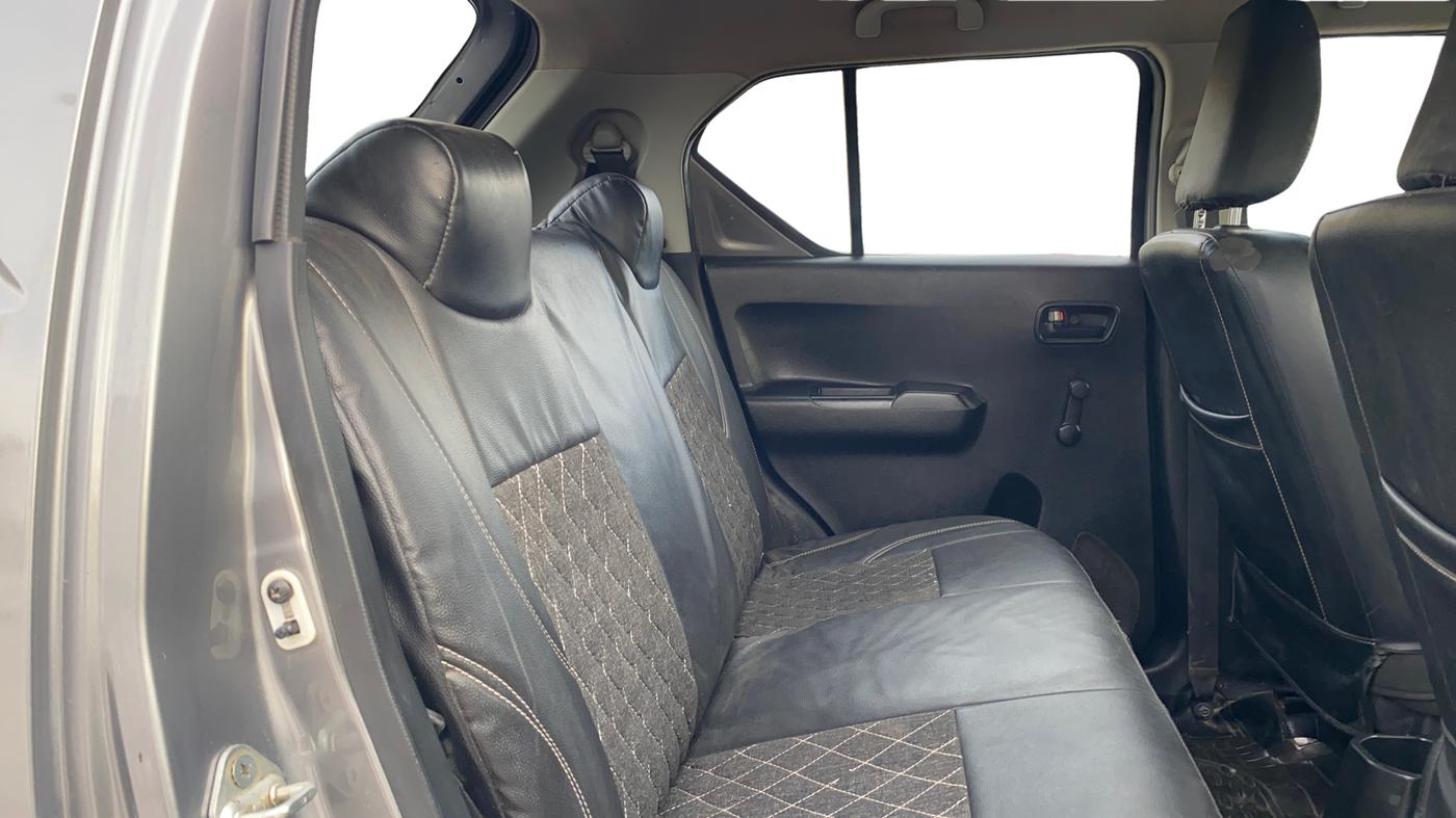 2017 Maruti IGNIS SIGMA 1.2, Petrol, Manual, 27,750 km, Right Side Rear Door Cabin