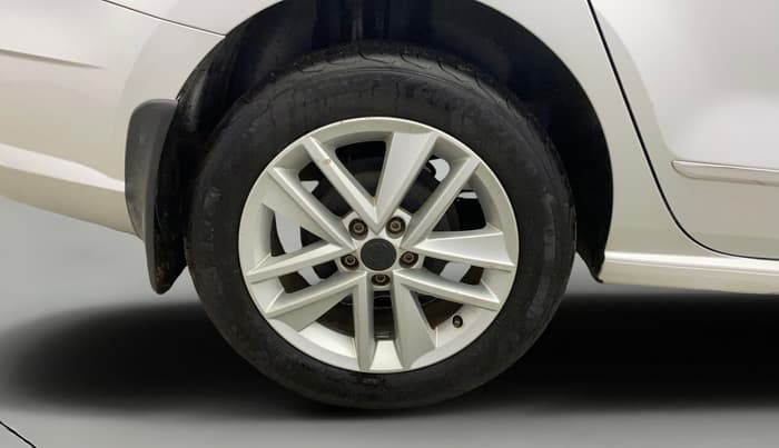 2019 Skoda Rapid STYLE 1.5 TDI AT, Diesel, Automatic, 95,582 km, Right Rear Wheel