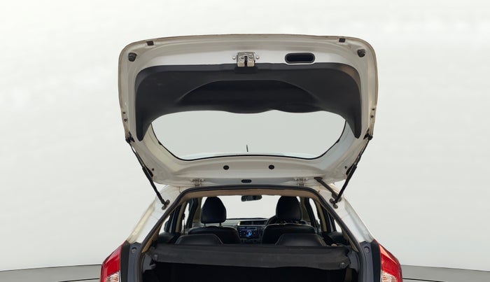 2016 Honda Jazz 1.2L I-VTEC SV, Petrol, Manual, 97,415 km, Boot Door Open