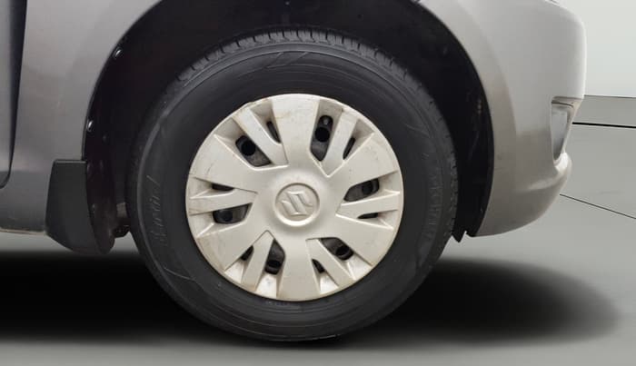 2013 Maruti Swift VXI, Petrol, Manual, 85,363 km, Right Front Wheel