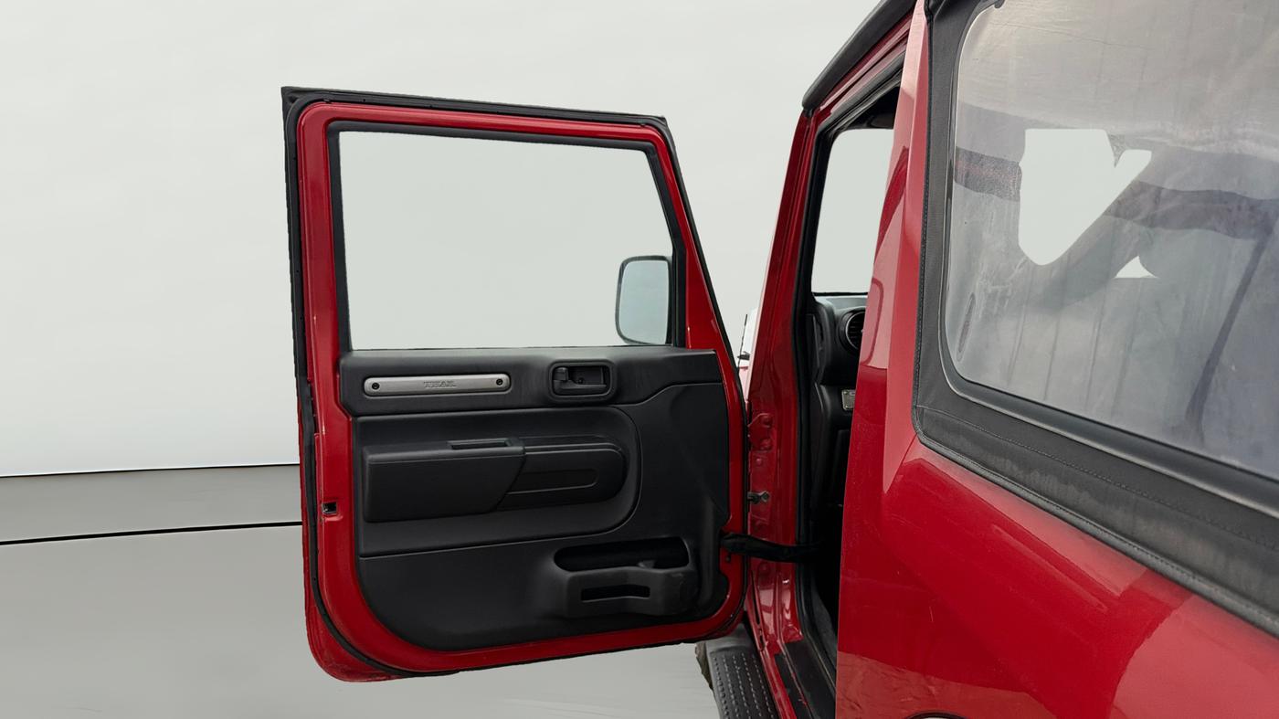 2023 Mahindra Thar LX D 4WD AT CONVERTIBLE, Diesel, Automatic, 46,046 km, LHS Front Door