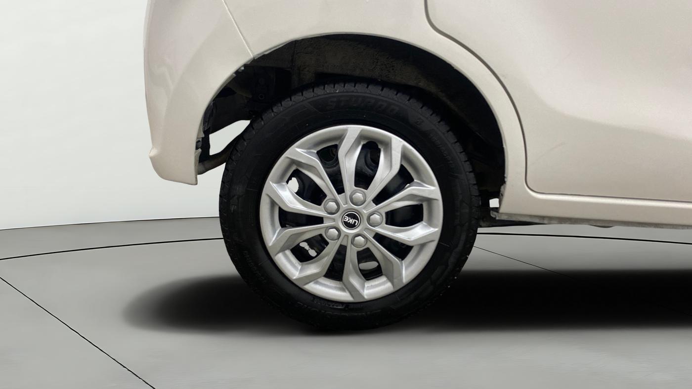 2015 Maruti Alto K10 VXI, Petrol, Manual, 76,050 km, Right Rear Wheel