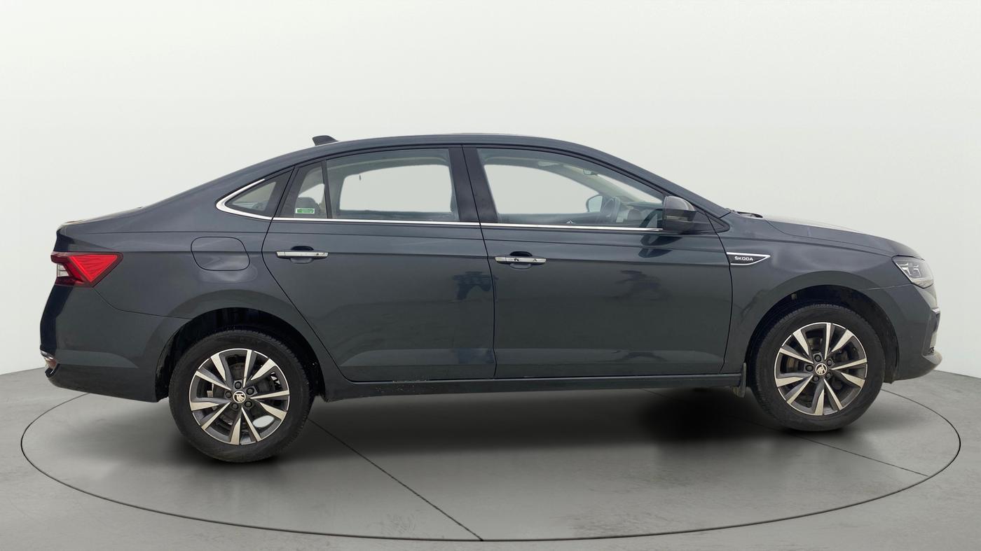 2023 Skoda SLAVIA STYLE 1.0L TSI MT, Petrol, Manual, 31,582 km, Right Side View
