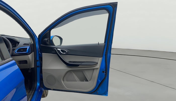 2019 Tata Tiago XZ PLUS PETROL, Petrol, Manual, 24,230 km, RHS Front Door