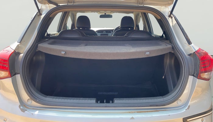 2019 Hyundai Elite i20 SPORTZ PLUS 1.2, Petrol, Manual, 59,323 km, Boot Open Zoomed View