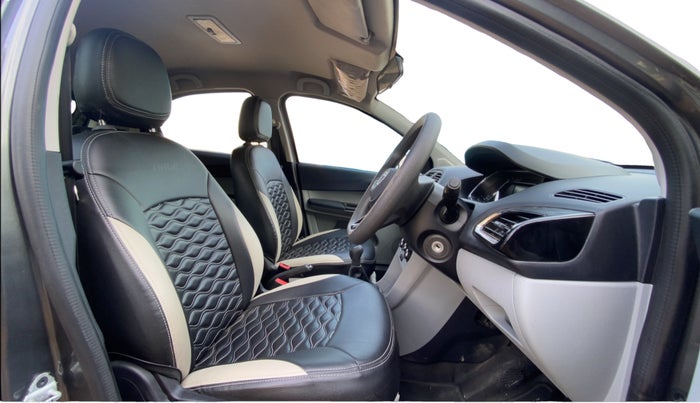2023 Tata Tiago XT (O) PETROL, Petrol, Manual, 21,677 km, Right Side Front Door Cabin